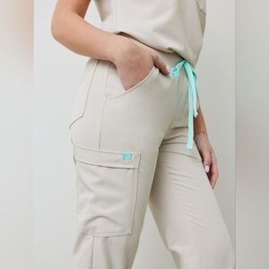 GARDE MALADE Scrub Women Pant Color Beige Size Medium Straight Leg